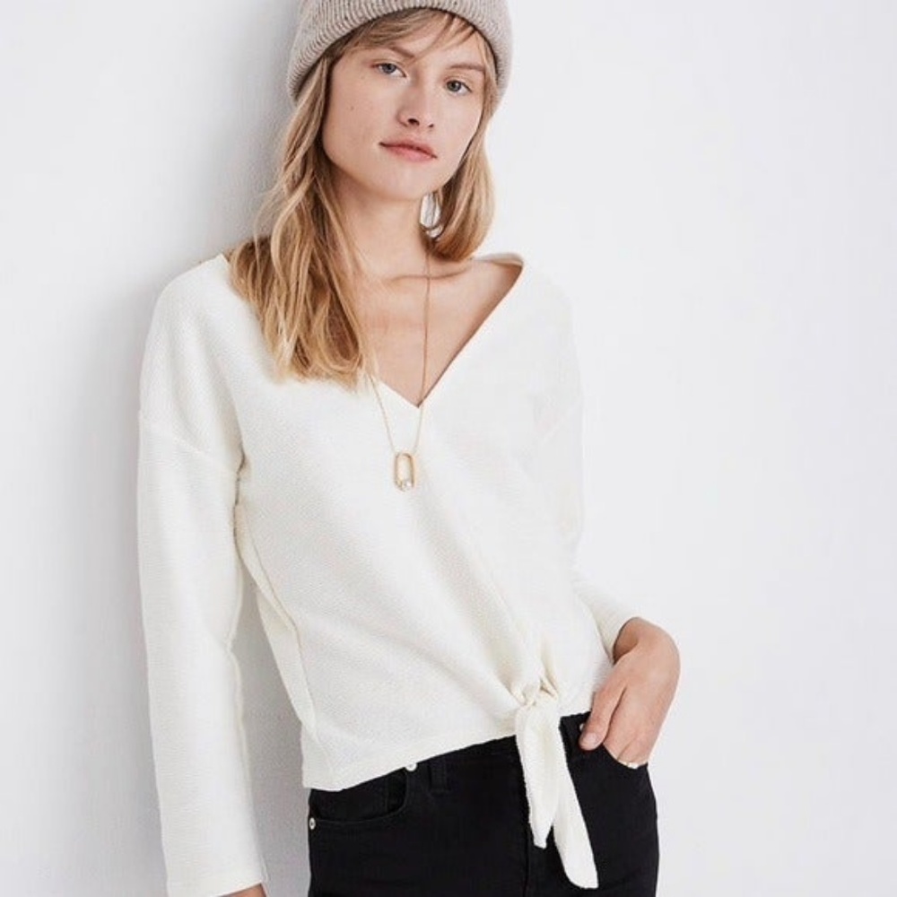 🆕NWT Madewell ™️ Texture & Thread Tie front top.